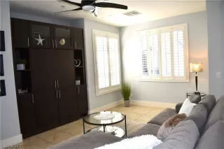 Photo #3: 2273835 Listing