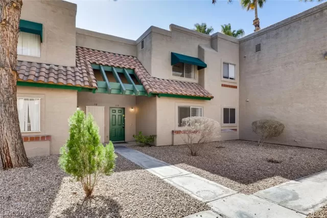 MLS: 2273842 Condo For Sale