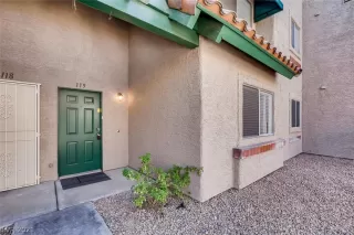 Photo #2: 2273842 Listing 