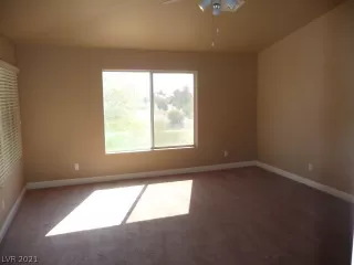 Photo #5: 2273871 Listing 