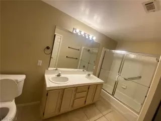 Photo #4: 2273887 Listing 