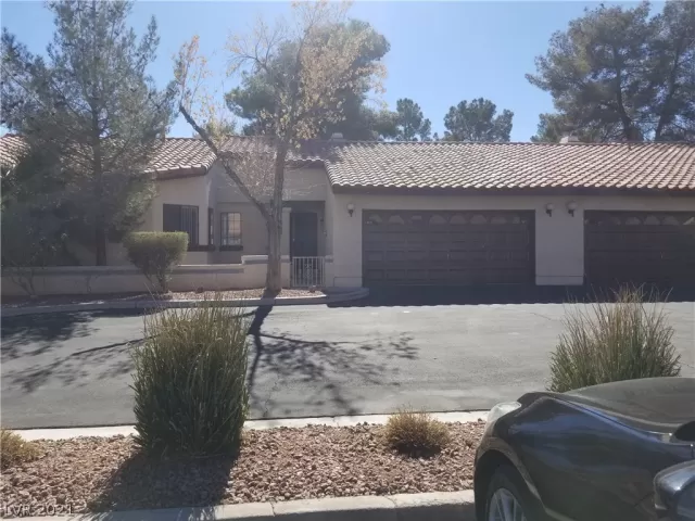 MLS: 2273896 Condo For Sale