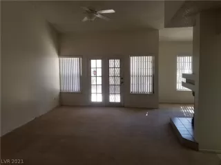 Photo #1: 2273896 Listing 