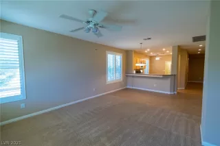 Photo #6: 2273936 Listing