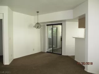 Photo #4: 2273952 Listing 