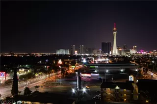 Photo #1: 2273961 Listing