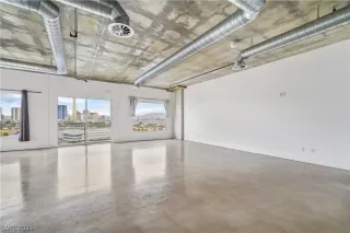 Photo #2: 2273961 Listing