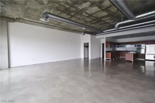 Photo #3: 2273961 Listing