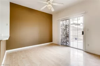 Photo #6: 2273972 Listing