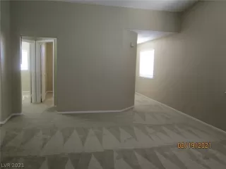 Photo #6: 2274002 Listing 