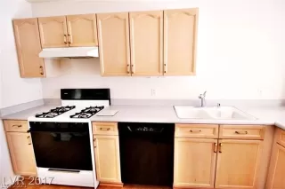 Photo #2: 2274007 Listing