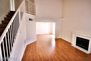 Photo #6: 2274007 Listing