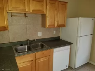 Photo #2: 2274010 Listing 