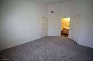 Photo #6: 2274013 Listing