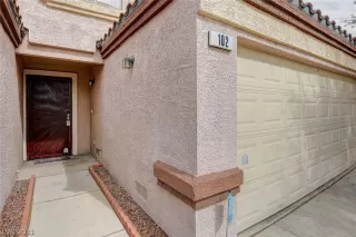 Photo #3: 2274015 Listing 