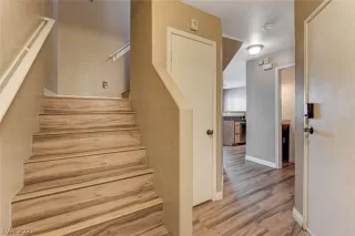 Photo #4: 2274015 Listing 