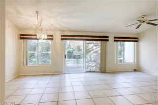 Photo #5: 2274020 Listing 