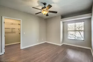 Photo #6: 2274028 Listing