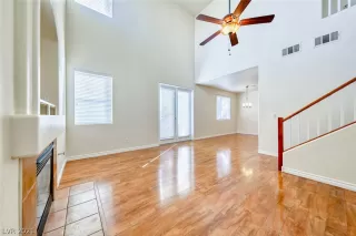 Photo #5: 2274031 Listing