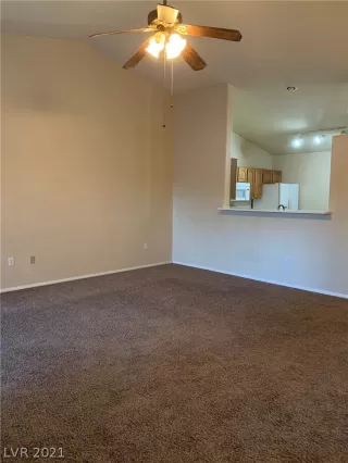 Photo #4: 2274045 Listing 