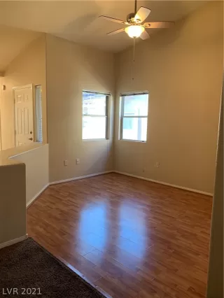 Photo #6: 2274045 Listing 