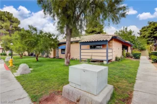 Photo #1: 2274055 Listing