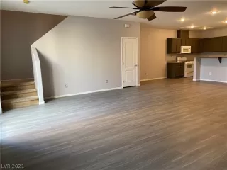 Photo #1: 2274116 Listing 