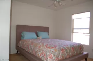 Photo #5: 2274116 Listing 