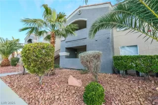 Photo #1: 2274120 Listing