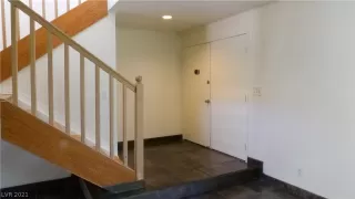 Photo #1: 2274141 Listing