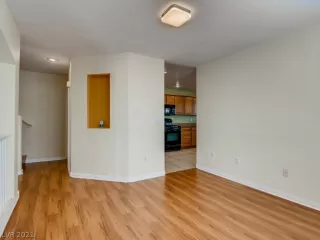 Photo #3: 2274142 Listing 