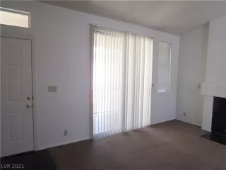 Photo #3: 2274151 Listing