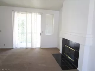 Photo #6: 2274151 Listing