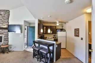 Photo #3: 2274162 Listing