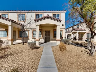 Photo #1: 2274167 Listing