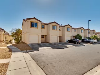 Photo #2: 2274167 Listing