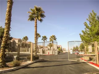 Photo #1: 2274220 Listing 