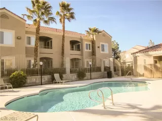 Photo #3: 2274220 Listing 