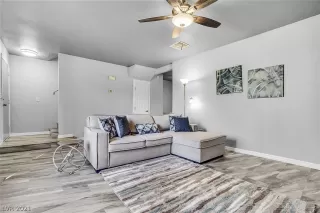 Photo #4: 2274249 Listing