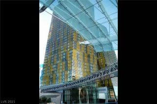 Photo #3: 2274258 Listing