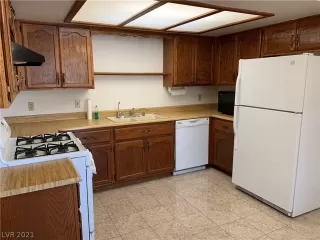 Photo #5: 2274272 Listing 