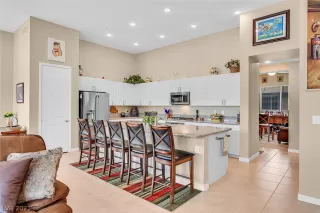 Photo #5: 2274275 Listing 