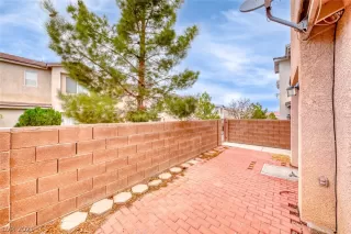 Photo #3: 2274432 Listing