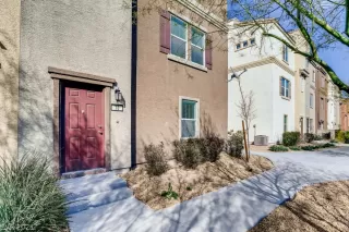 Photo #2: 2274449 Listing