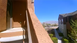 Photo #5: 2274477 Listing