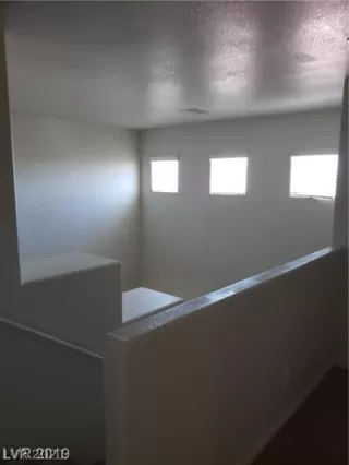 Photo #2: 2274551 Listing