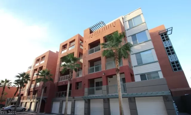 MLS: 2274572 Condo For Sale