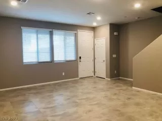 Photo #3: 2274575 Listing 