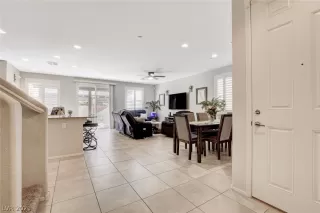 Photo #3: 2274624 Listing 