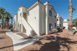 Photo #1: 2274658 Listing 